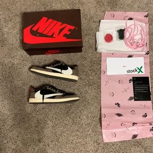 Travis Scott / Jordan 1’s